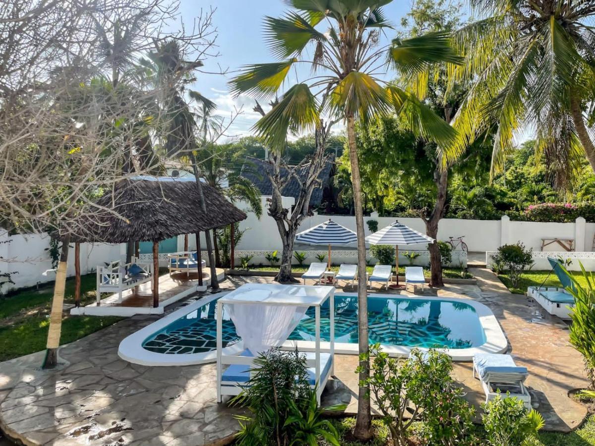 Milamax Beach Vllla Villa Diani Beach Exterior photo